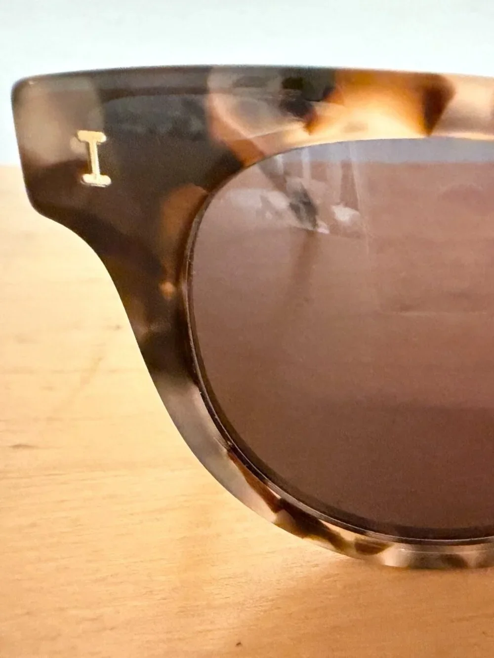 Illesteva Sicilia Tortoise Sunglasses C.11 – Handmade in Italy + Case